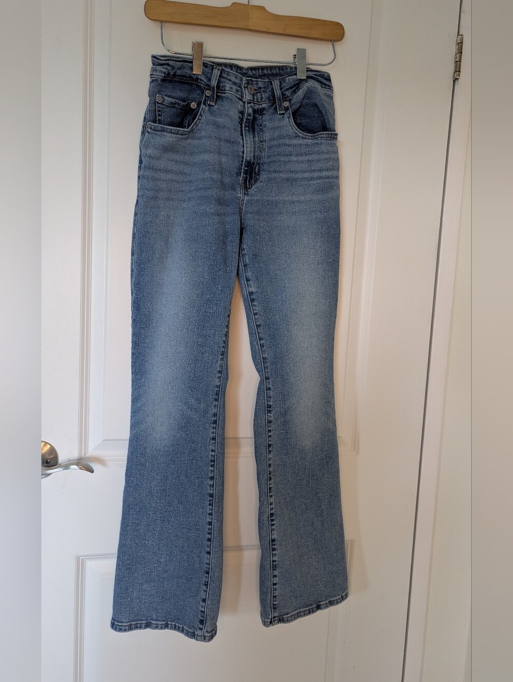 Levi's Premium Light Wash High-Rise Flare Jeans W30 L30
